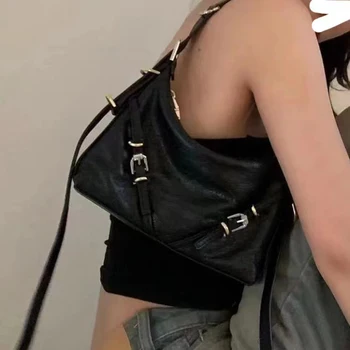 Женская пряжка для ремня Ручной работы подмышками Модные универсальные дизайнерские сумки класса люкс INS Темная сумка через плечо в стиле тяжелой индустрии