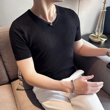 Мужская футболка Ice silk в британском стиле, лето 2023, выдолбленный трикотаж, прохладный дышащий облегающий эластичный V-образный вырез с короткими рукавами