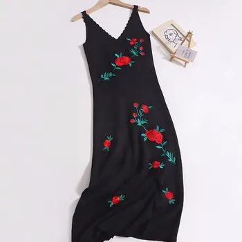Новое высококачественное летнее модное трикотажное платье с вышивкой в виде розы, женское сексуальное платье-свитер без рукавов с V-образным вырезом и разрезом