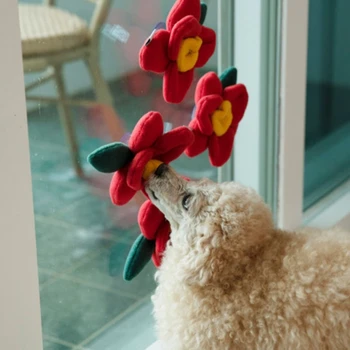 Игрушка для собак Snuffle, Пищащий плюшевый цветок, устойчивая к укусам Мягкая жевательная игрушка для кошек, упражнения в прятки, Поощряющие поиск пищи